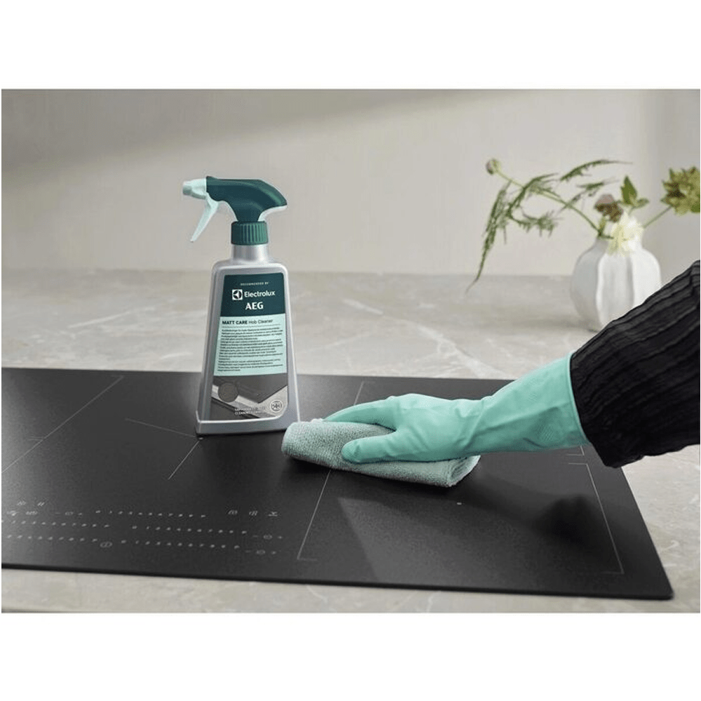 Electrolux SaphirMatt® Nettoyant Plaque de Cuisson M2HCMC01 (500 ml)
