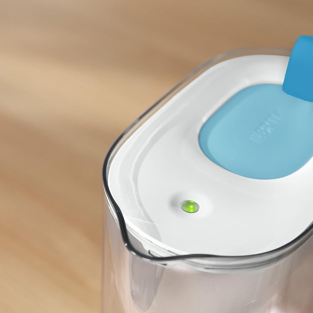 BRITA Carafe filtrante Style 2.4L Bleue + cartouche filtrante MAXTRA PRO (filtre aussi les PFAS)